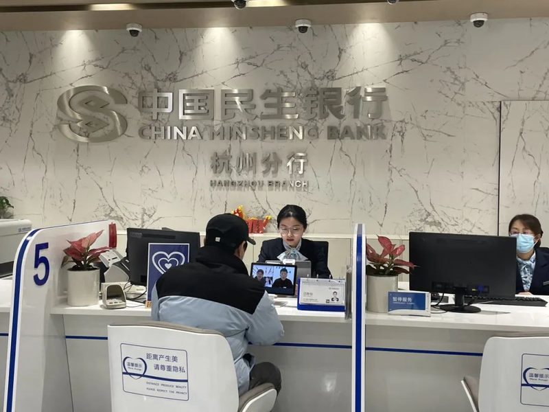 银行网点手语翻译服务实拍:柜面译员远程接入